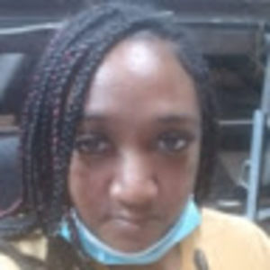 Meet your Posher, Latasha